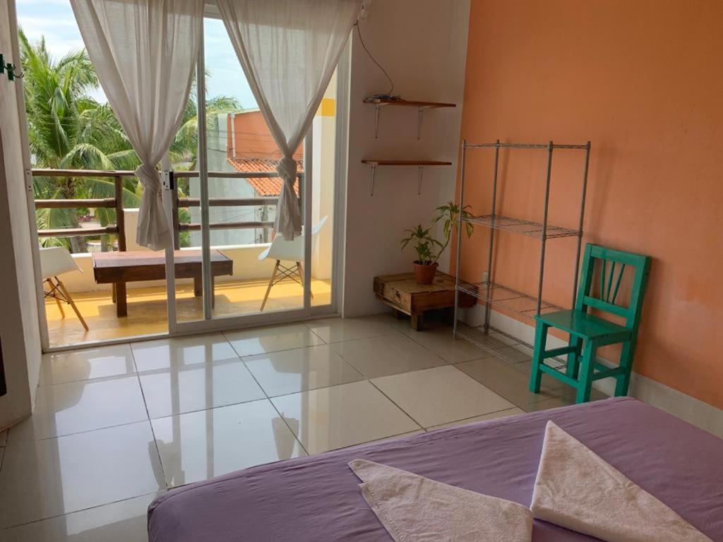 Brisamar Guesthouse Пуэрто-Эскондидо Экстерьер фото